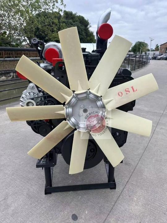 Дизельный двигатель Cummins QSL8.9 2 (1) Дизельный двигатель Cummins QSL8.9